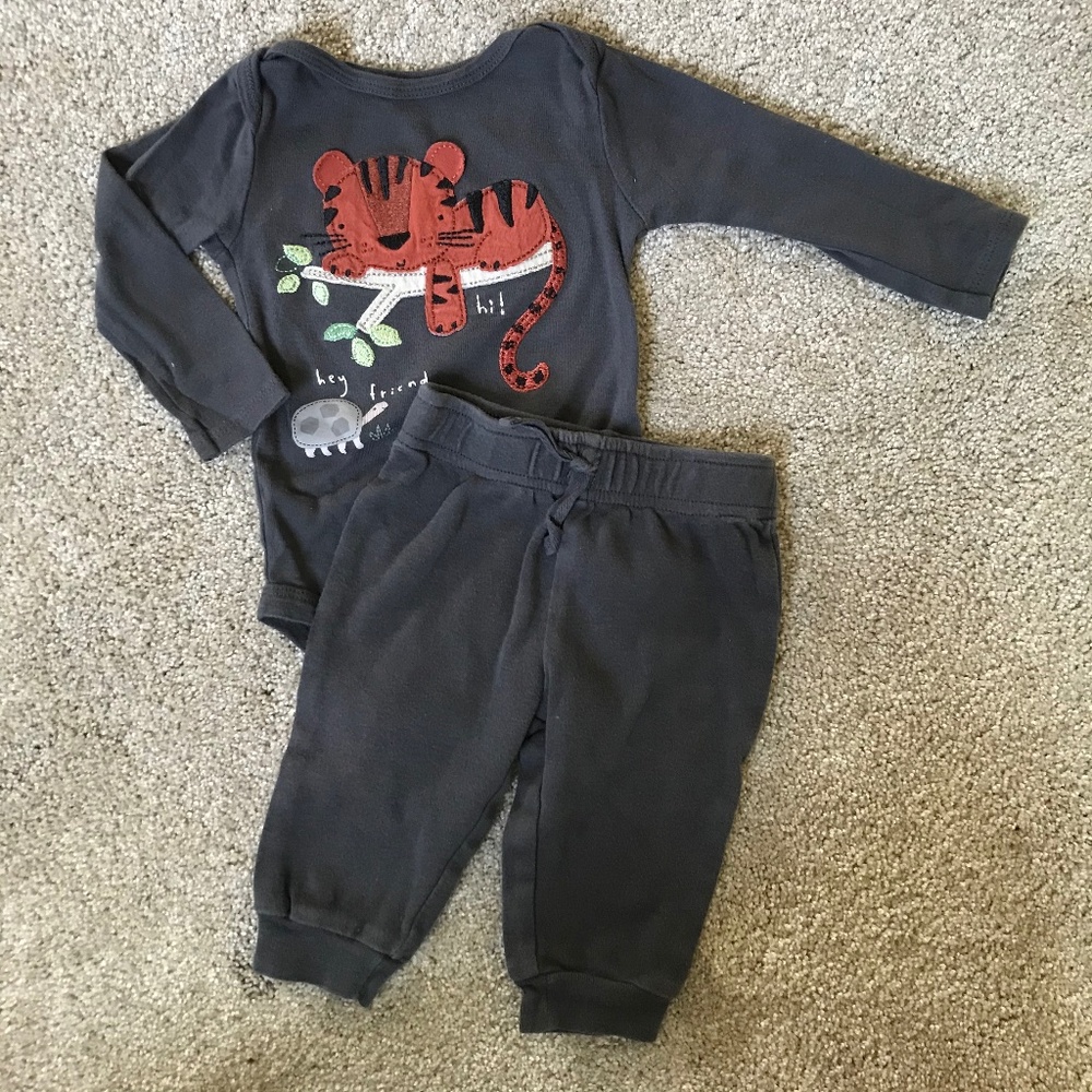 🎃Cute Onesie/Pant Set